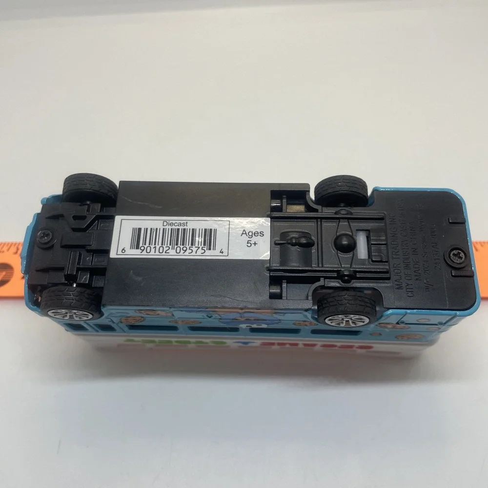 SESAME STREET BLUE DIECAST DOUBLE DECKER‎ TOUR BUS 5" PULL BACK MOTION - Picture 7 of 8